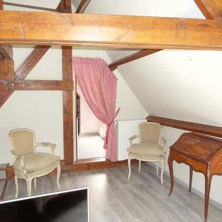 Le Chateau Des Eglantines Montignies-le-Tilleul Екстериор снимка